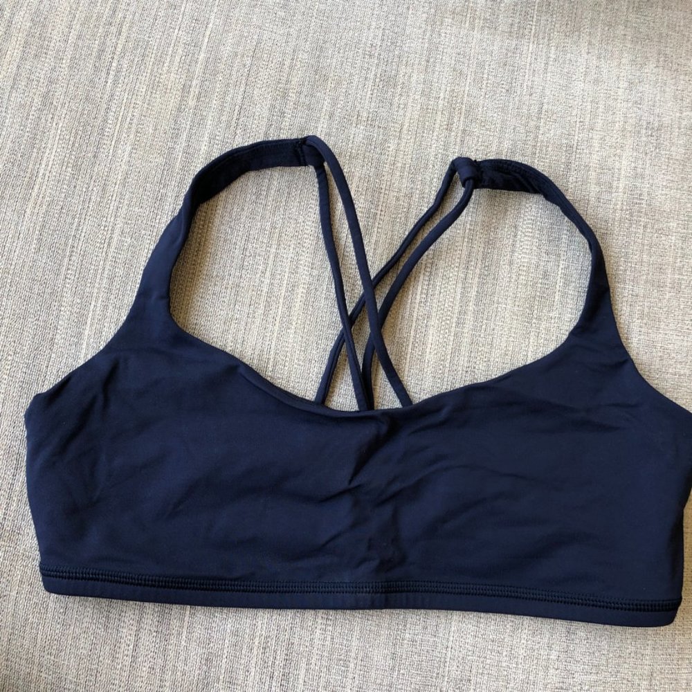 Lululemon Free To Be Bra